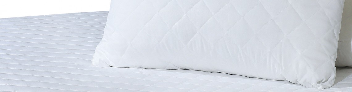 DOUBLE SIZE MATTRESS PROTECTORS WITH LUBRICANT IN 4 CORNERS